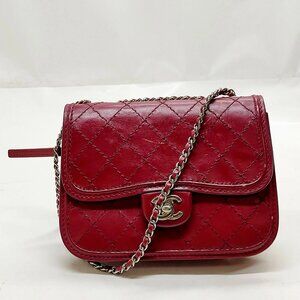 Chanel Shoulder Bag Red Leather mon-1599-090825